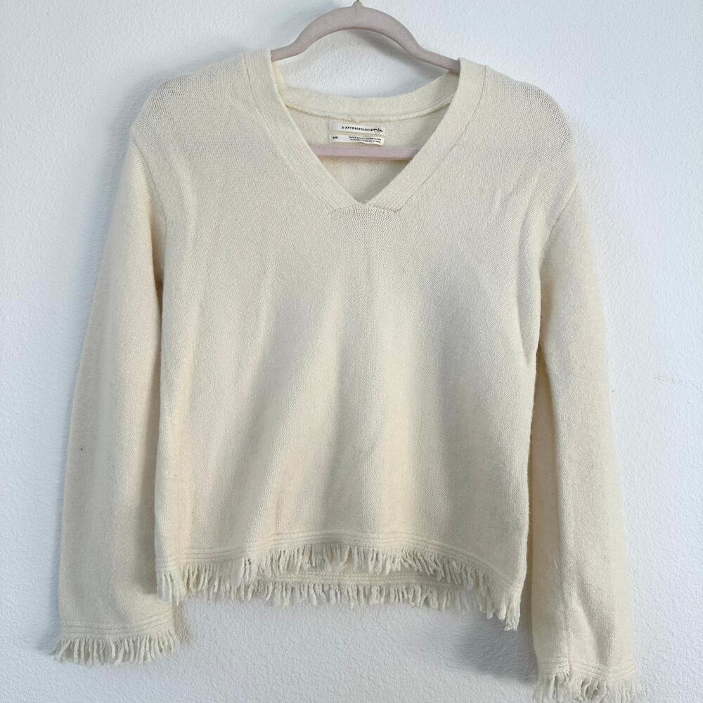 Anthropologie Fringed‎ Cream V-Neck Sweater, Size XXS